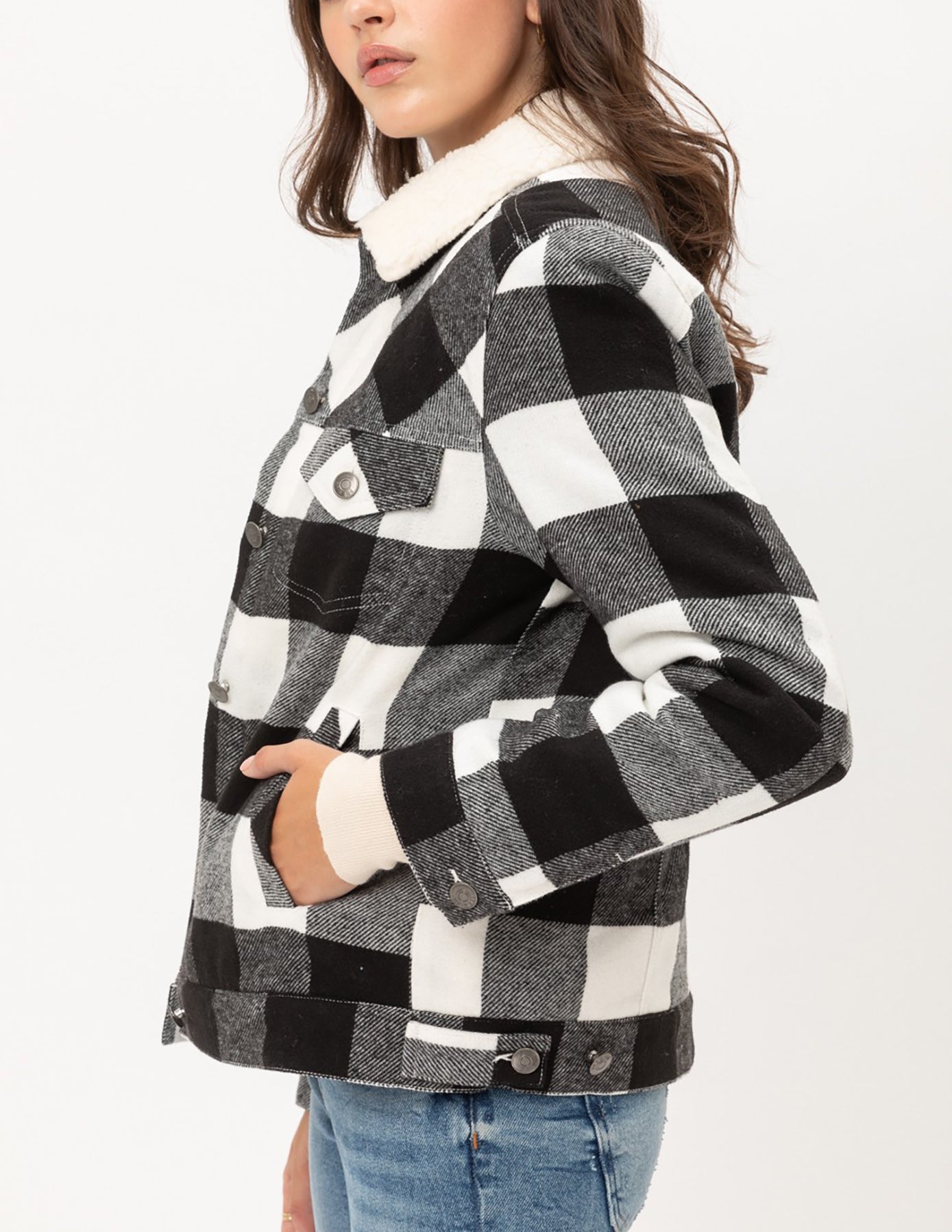 Women’s Faux Fur Plaid Jackets – Woven Plaid Button Down Sherpa Fleece Jacket LTJ8199